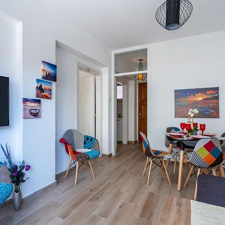 Berries 1-Br Apt In ラルナカ エクステリア 写真